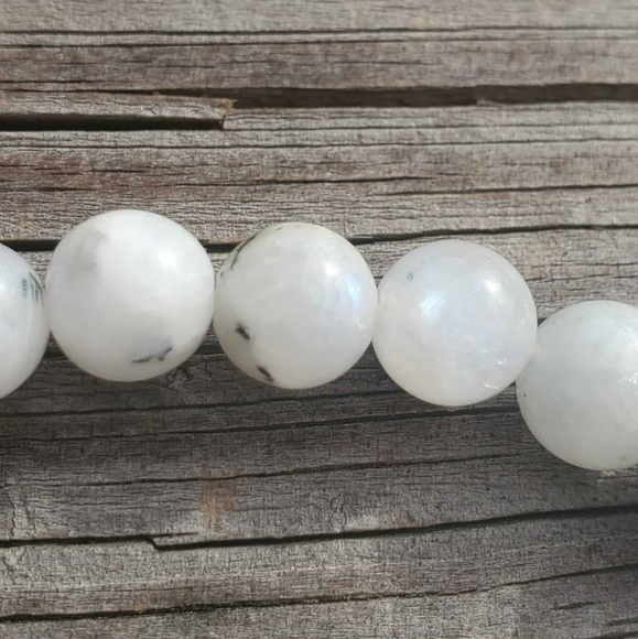 Rainbow Moonstone & Amethyst Bead Bracelet - Picture 2 of 7